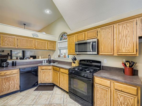 10224  Long Rifle Drive , Fort Worth Texas 76108