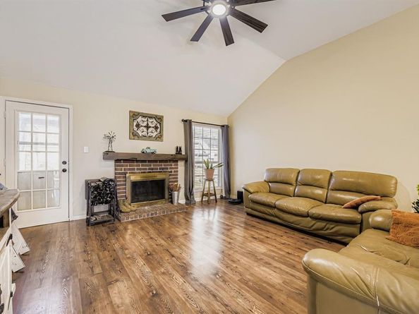 10224  Long Rifle Drive , Fort Worth Texas 76108