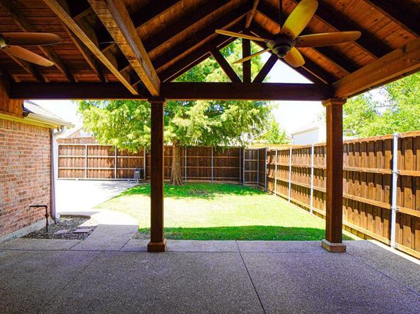 2210  Garden Crest Drive , Rockwall Texas 75087