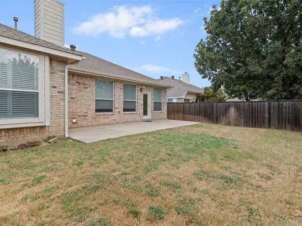 2617  Hollow Ridge Drive , Denton Texas 76210