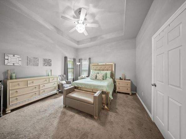 5312  Black Hawk Street , Dallas Texas 75212