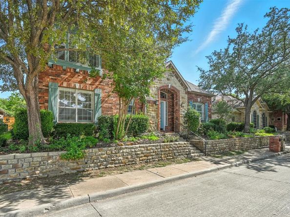 946  Briar Oaks Drive , Rockwall Texas 75087