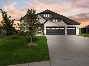 308  Big Antler Court , Heath Texas 75032