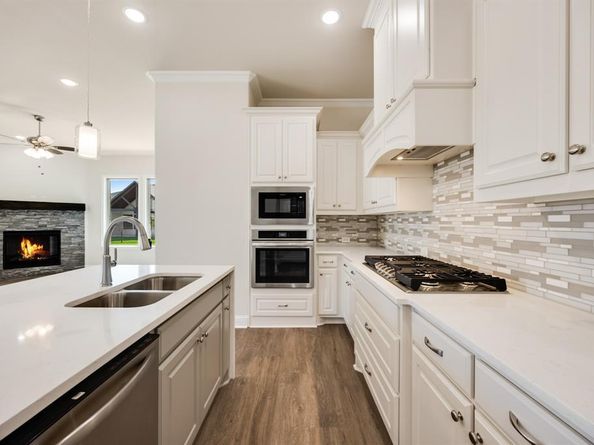 308  Big Antler Court , Heath Texas 75032