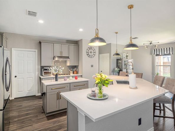 1509  Kingsbrook Circle , McKinney Texas 75072