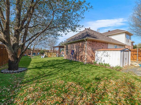 1509  Kingsbrook Circle , McKinney Texas 75072