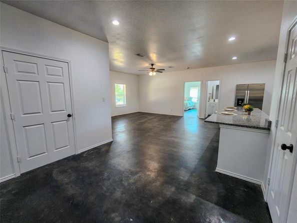 400  Susan Drive , Kennedale Texas 76060