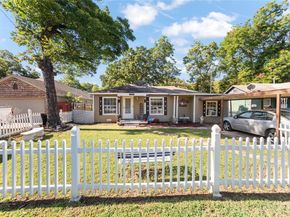 2628  Daisy Lane , Fort Worth Texas 76111