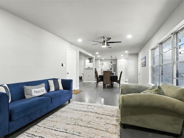 1708  Carl Street , Fort Worth Texas 76103