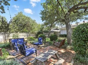 1708  Carl Street , Fort Worth Texas 76103