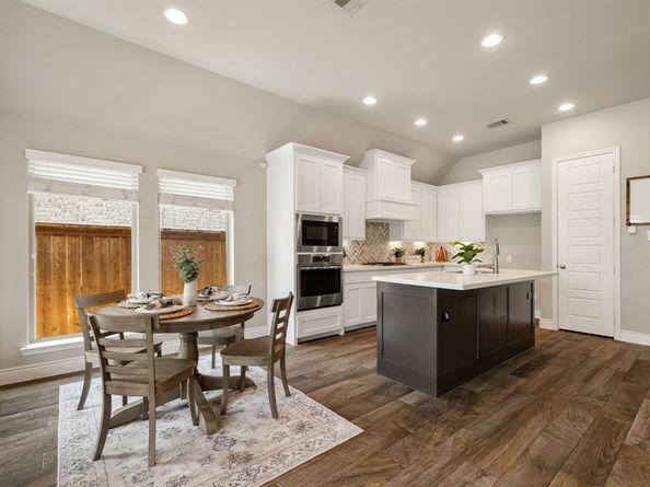 827  Esk Avenue , Celina Texas 75009