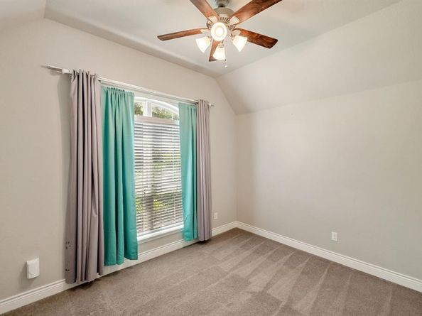 827  Esk Avenue , Celina Texas 75009