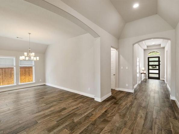 827  Esk Avenue , Celina Texas 75009