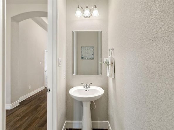 827  Esk Avenue , Celina Texas 75009