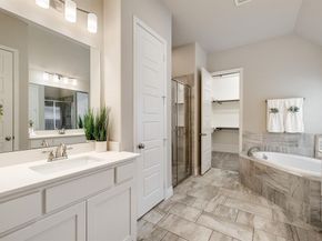 827  Esk Avenue , Celina Texas 75009