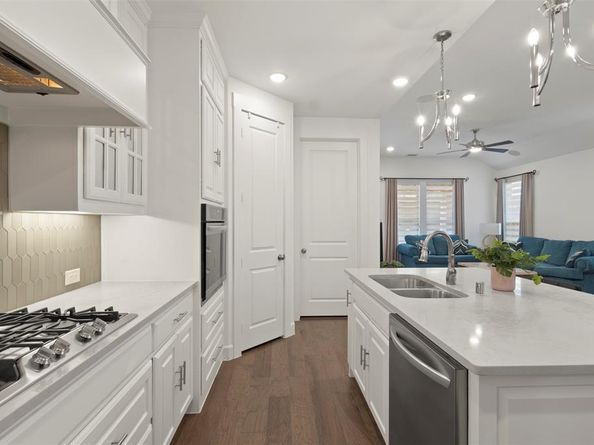 2228  Briar Ridge Trail , Carrollton Texas 75010