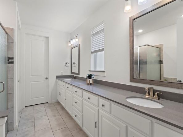 2228  Briar Ridge Trail , Carrollton Texas 75010