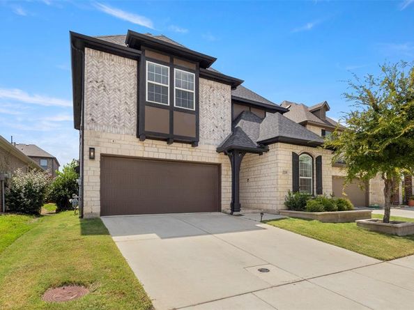 2228  Briar Ridge Trail , Carrollton Texas 75010