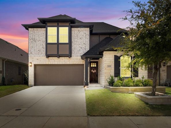 2228  Briar Ridge Trail , Carrollton Texas 75010