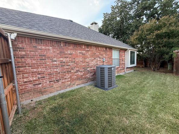 9005  Trails Edge Drive , North Richland Hills Texas 76182