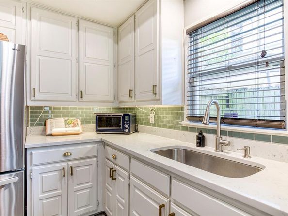 5425  Victor Street , Dallas Texas 75214