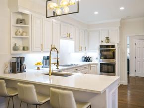 5017  Briar Tree Drive , Dallas Texas 75248