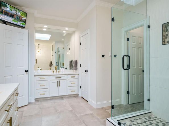 5017  Briar Tree Drive , Dallas Texas 75248