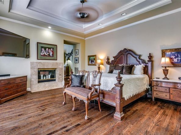18107  Hollow Oak Court , Dallas Texas 75287