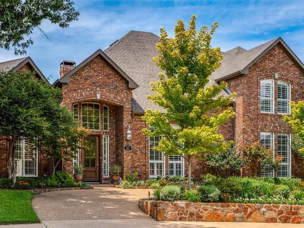 18107  Hollow Oak Court , Dallas Texas 75287
