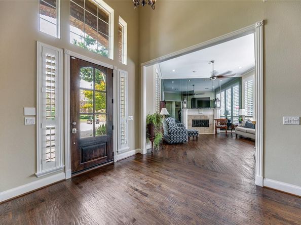 18107  Hollow Oak Court , Dallas Texas 75287