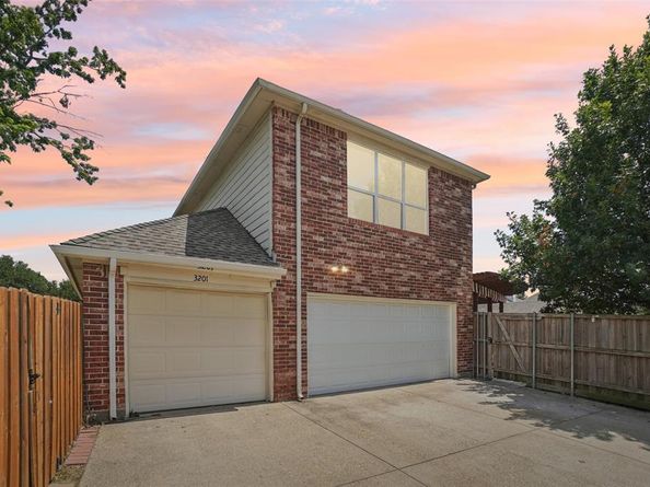 3201  Blair Oak Drive , Rowlett Texas 75089