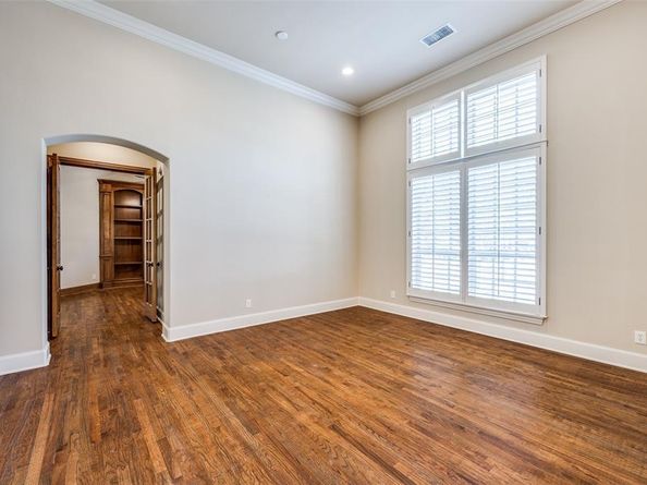 2820  Gareths Sword Drive , Lewisville Texas 75056