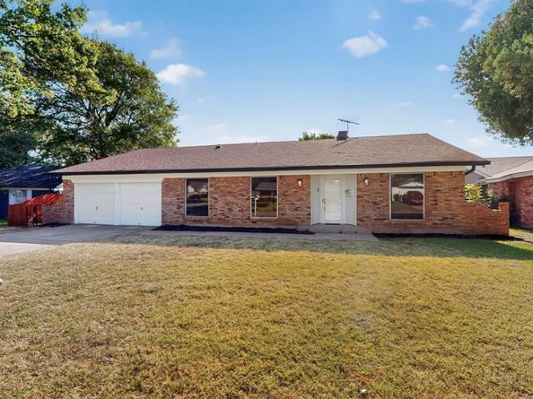 1208  Birch Street , Hurst Texas 76053