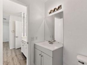 9568  Jennie Lee Lane , Dallas Texas 75227
