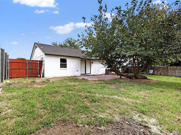 2825  Bamboo Street , Mesquite Texas 75150