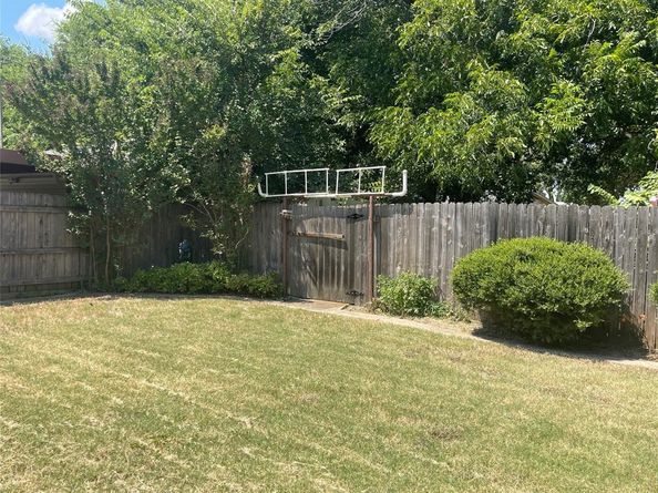 3509  Glenda Street , Haltom City Texas 76117