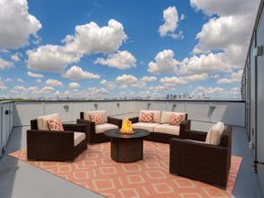 1004  Stafford Street , Dallas Texas 75208