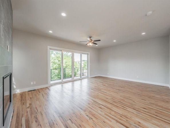 1004  Stafford Street , Dallas Texas 75208
