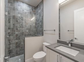 1004  Stafford Street , Dallas Texas 75208