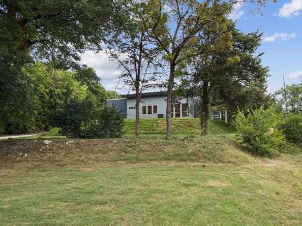 6939  Lacywood Lane , Dallas Texas 75227