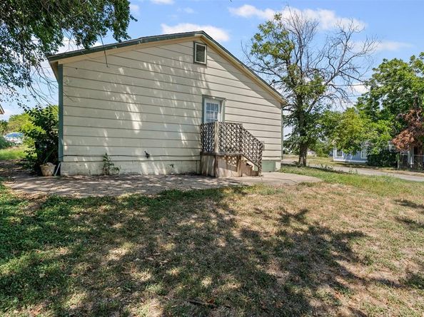 5101  Goodman Avenue , Fort Worth Texas 76107