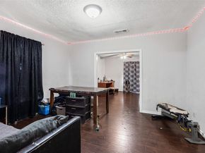 5101  Goodman Avenue , Fort Worth Texas 76107