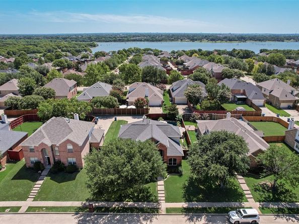 6402  Nueces Bay Drive , Rowlett Texas 75089