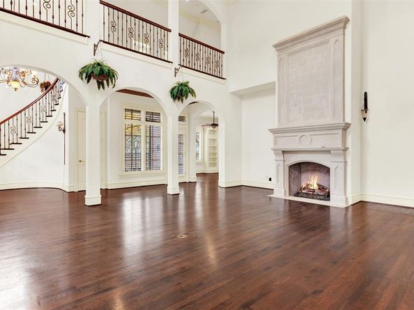 5904  BURGANDY Street , Plano Texas 75093