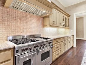 5904  BURGANDY Street , Plano Texas 75093