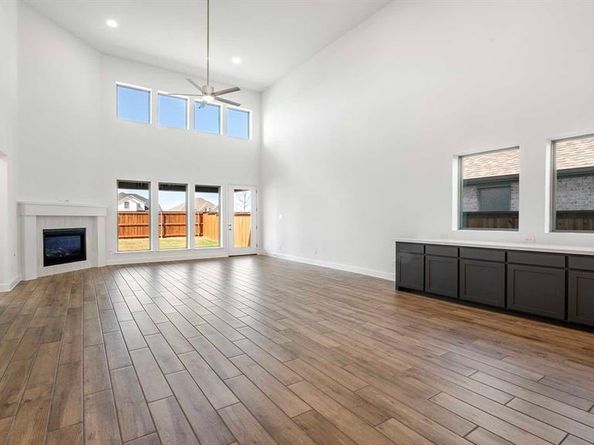 2825  Buckingham Lane , Celina Texas 75009