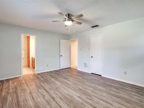 6517  OAK FOREST Court , Fort Worth Texas 76112