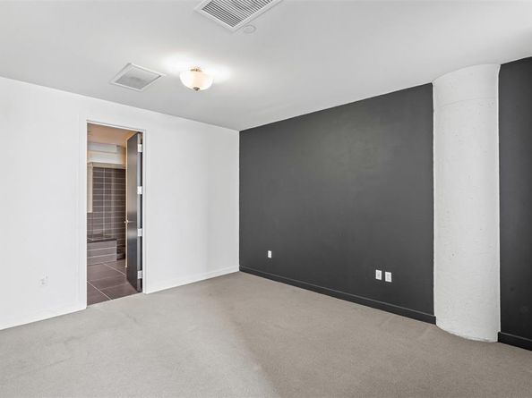 2600 W 7th Street  1535, Fort Worth Texas 76107