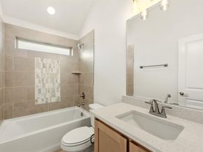 2808  Parkwood Circle , Denton Texas 76226