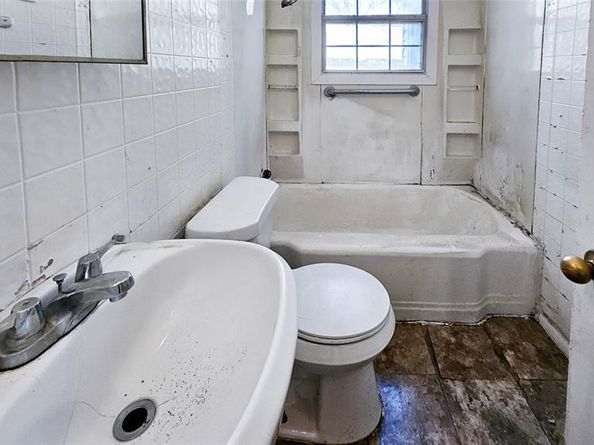 301  Buhler Drive , Garland Texas 75040